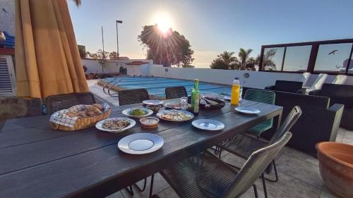 Sauzal House | Heated Pool with Sea View Tranquil Retreat at Malvasia Garden