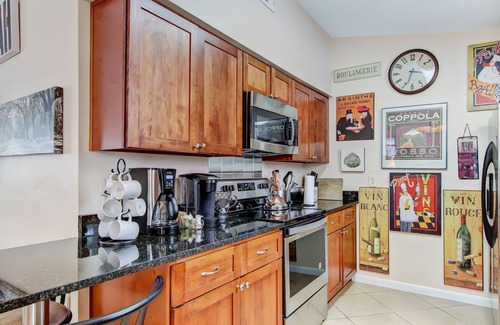 Savannah House | Heated Private Pool - 15 mins to Downtown