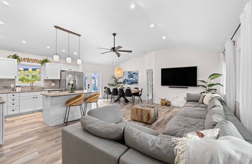 River District House | Heated Saltwater Pool - Arcade - Pets - 2 King Beds - 75" TV - IMG - Near AMI