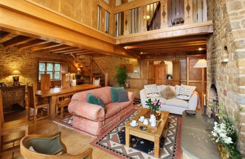 Sibford Gower House | Heath Farm Holiday Cottages