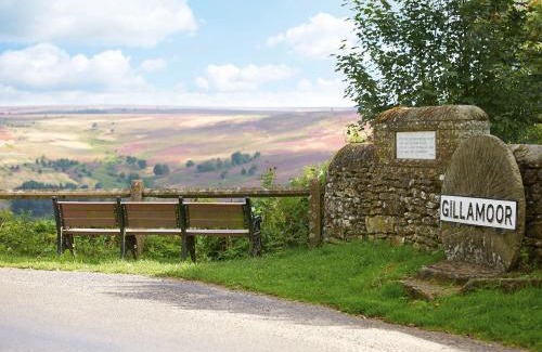 Gillamoor House | Heather Cottage