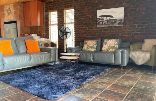 Alberton House | Heather Guest House