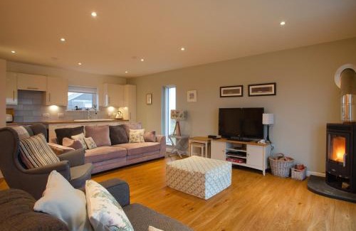 Carinish House | Heatherlea