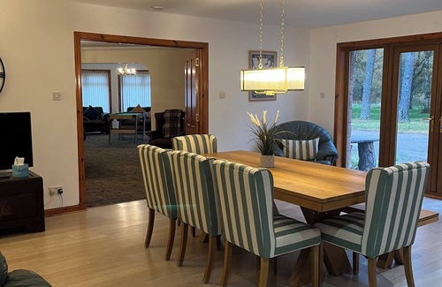 Dornoch House | Heatherwood House, set peacefully between Dornoch & Embo. Pet Friendly!