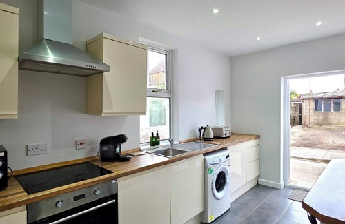 Canton House | Heathfield by Switchback Stays