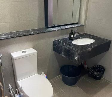 Likas Apartment | Heaven in the City 2 beachfront condo