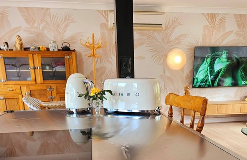 Pambula Beach House | *Heaven No 2, 100% Pet Friendly 3 bedroomHoliday property Pambula Beach NSW*
