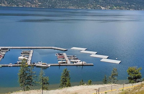 Kelowna Central Business District Condo | Heaven on the Lake 411