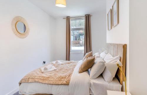 Mountain Ash House | Heaven's Cottage