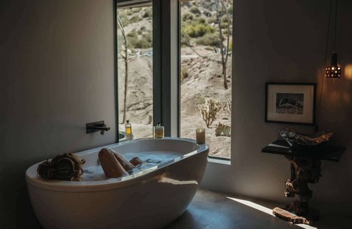 Pioneertown House | Heaven's View By The Cohost Company