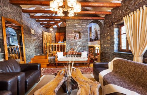 Kipoi Villa | Heaven's View Mansion - Zagori Stone Built Gem