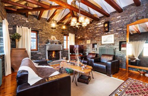 Kipoi Villa | Heaven's View Mansion - Zagori Stone Built Gem