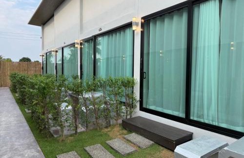 Bang Sare Resort | Heaven space resort