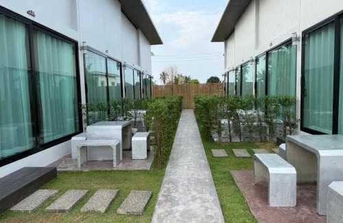 Bang Sare Resort | Heaven space resort