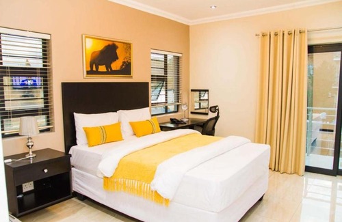 Greater Johannesburg Metropolitan Area Hotel | Heavenly Boutique Hotel