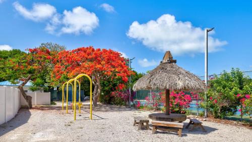 Tavernier House | Heavenly Hideaway Ocean Pointe 3306