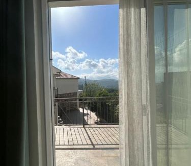 Radanovici Apartment | Heavenly hills