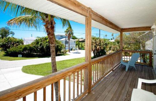 Anna Maria House | Heavenly Holly