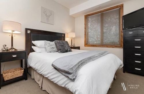 East Kootenay Apartment | Heavenly Mountain Hideaway, Pool, Hot Tub