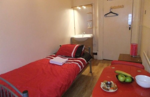 Sheffield Bed & Breakfast | Heavenly Nights Guest House