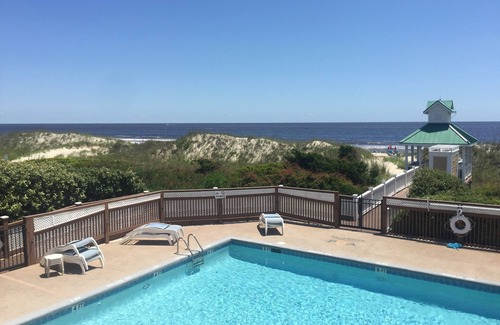 St. James Condo | Heavenly Southport Condo Waiting for you !