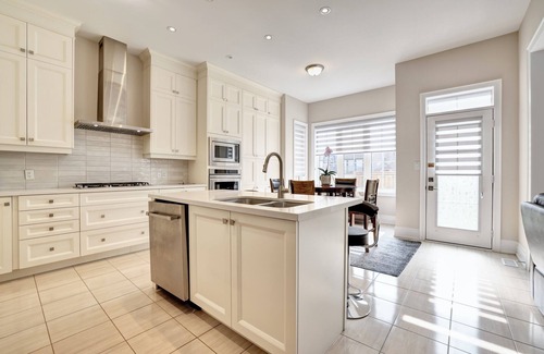 Brampton House | Heavenly Suburban Home