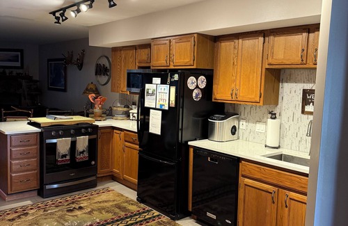 Inlet House | Heavenly Sunsets- Beautiful Townhome-G4 on 4th Lake