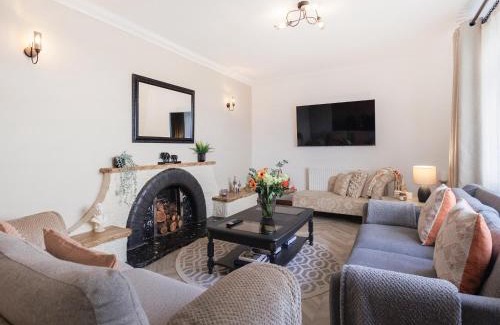 Lewis and Harris House | Hebridean Country House