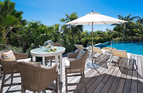 Silver Sands Villa | Hectors House in Christ Church by Personal Villas - Triumph of Botanical Beauty and Coastal Luxury