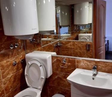 Stara Pazova House | Hedonist