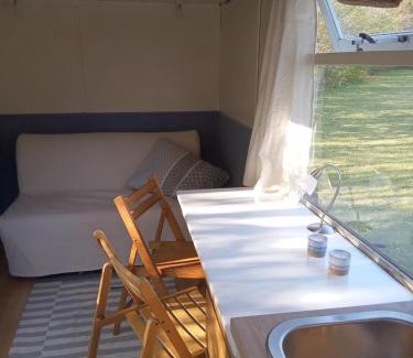 Vierakker Apartment | Heerlijk relaxen, knusse accommodatie vlakbij zwemplas