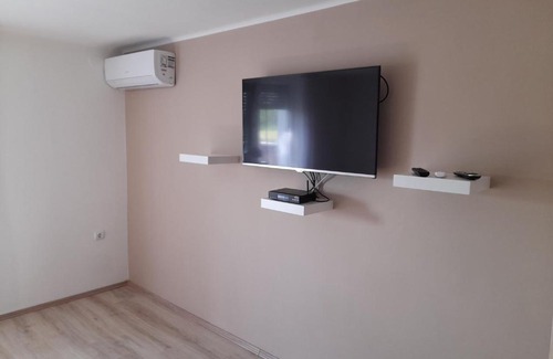 Sarvar House | Hegytető Vendégház