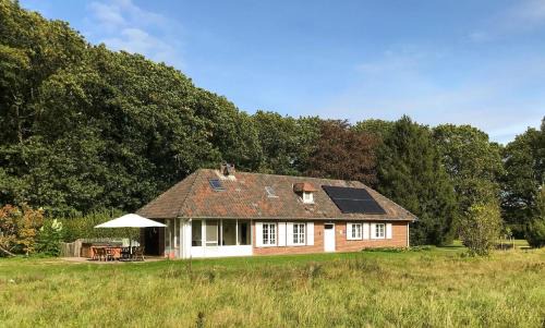 Meeuwen-Gruitrode House | Heidebos