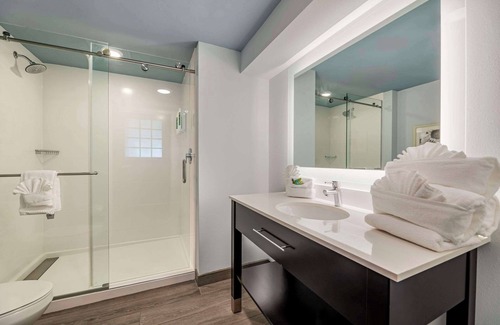 Green Lake Hotel | Heidel House Hotel and Conference Center, an Ascend Collection Hotel
