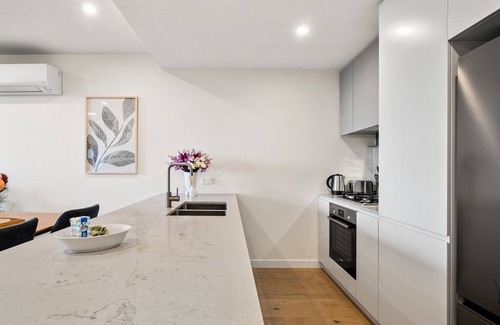 Heidelberg Apartment | Heidelberg 2-Bed Retreat with Balcony