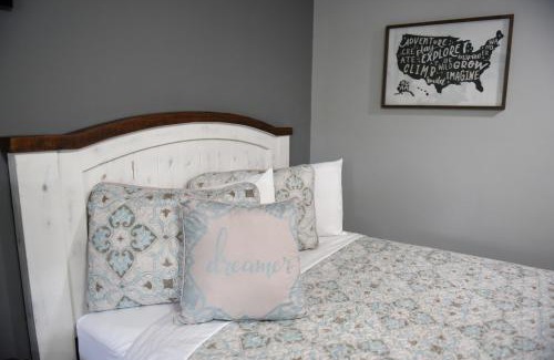 Helen Hotel | Heidi Motel - Helen