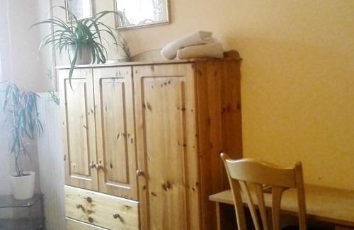 Arnsberg House | Heidi's ART