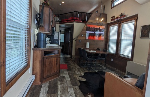 Island Park Cabin | Heigh Ho Tiny Home 30 minutes from Yellowstone