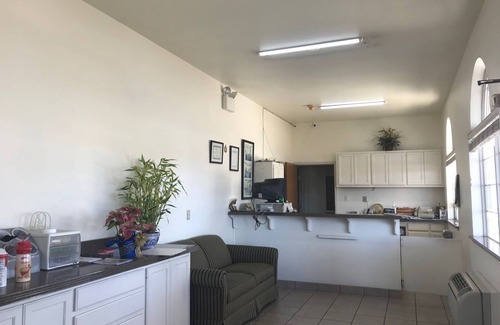 Harker Heights Hotel | Heights Inn