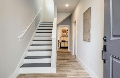 Greater Heights Apartment | Heights Luxury Home Stunning 4BR