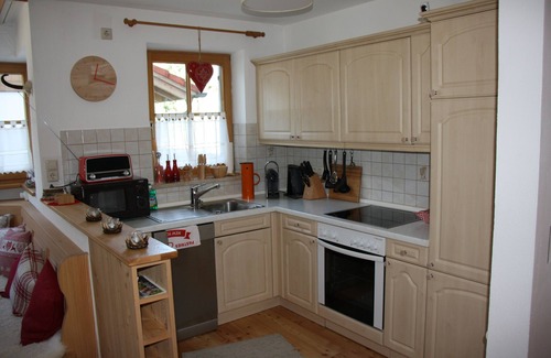 Schwangau Condo | Heile Welt - High-quality furnished vacation apartment with castle view