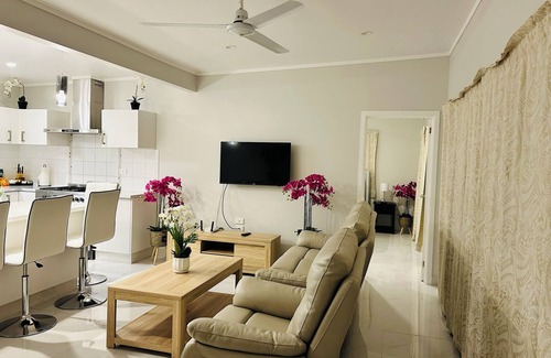 Tapere of Vaimaanga House | Heimaeva Villa .Cool breezy villa with own private pool