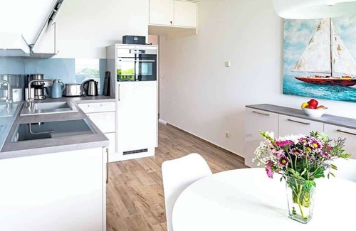 Barth Condo | Heimathafen Summary: