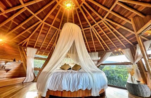 Canelos Villa | Heimatlos Bamboo Suites