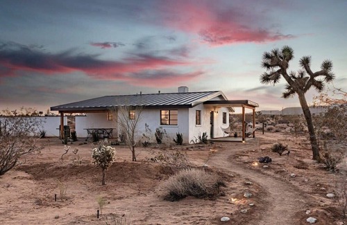 Yucca Valley House | Heiwa Cottage Designed By Nickey Kehoe