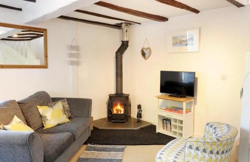 Trewen House | Hele Stone Cottage