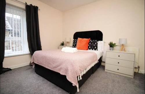 Abertillery House | Helen's 3-Bedroom House in Abertillery