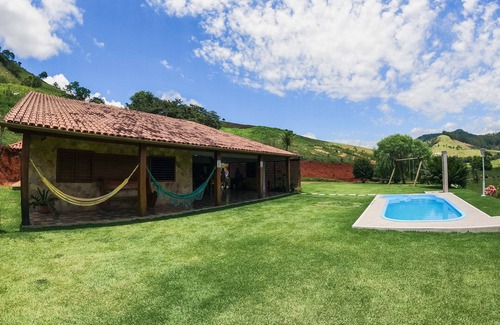 Carangola House | Helena's Corner