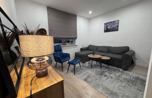 Stolarzowice Apartment | Helenka Loft House 24H