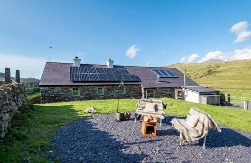 Llanberis House | Helfa